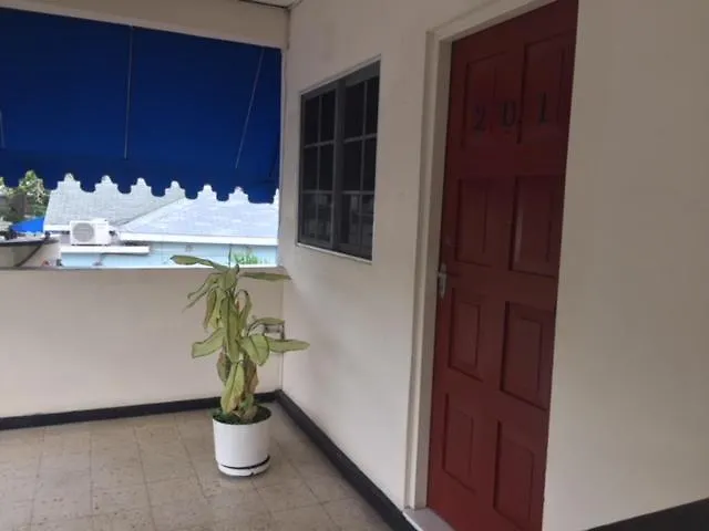 Sunset Inn Apartment Hotel Kingston