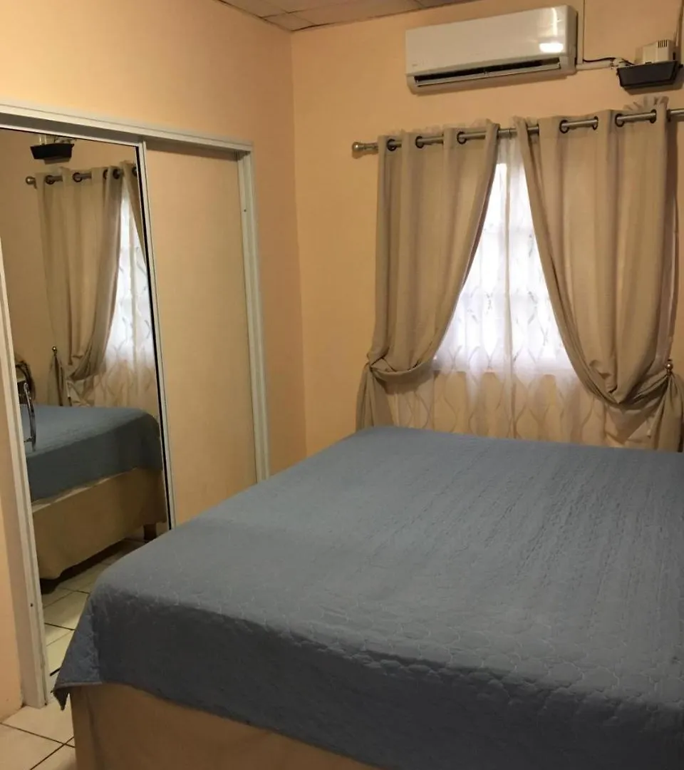 Sunset Inn Apartment Hotel Kingston