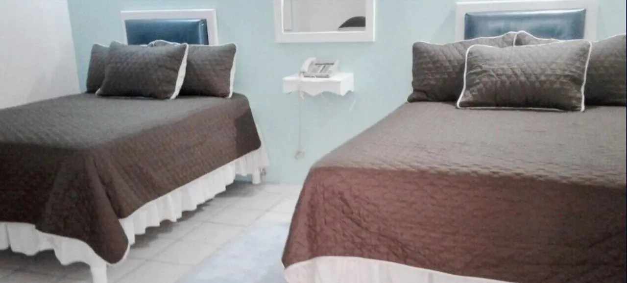 Sunset Inn Apartment Hotel Kingston